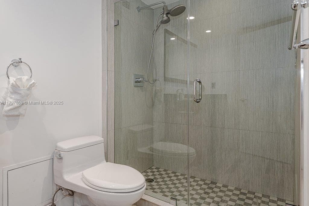 2301 Collins Ave # 1532, Miami Beach FL 33139 — 28