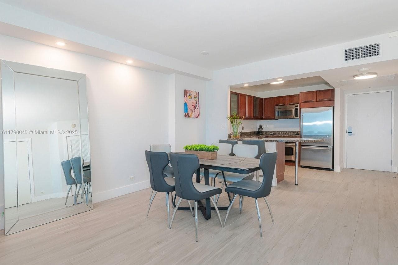 2301 Collins Ave # 1531, Miami Beach FL 33139 — 13