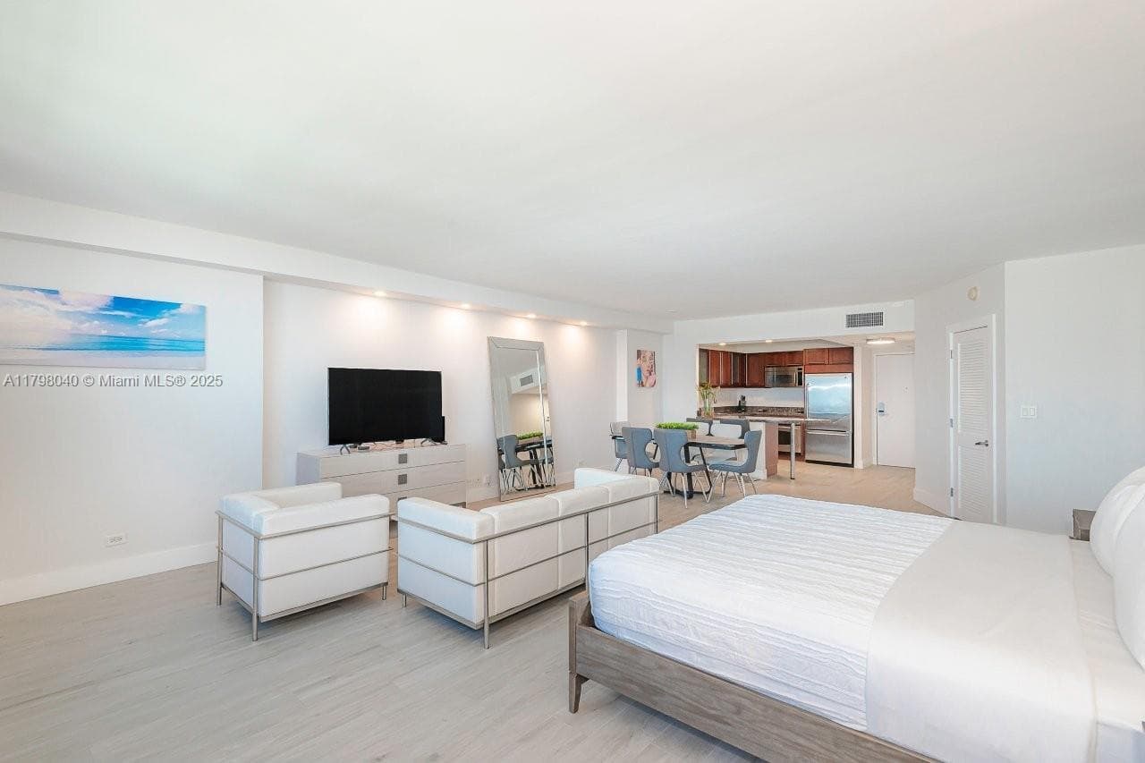2301 Collins Ave # 1531, Miami Beach FL 33139 — 12