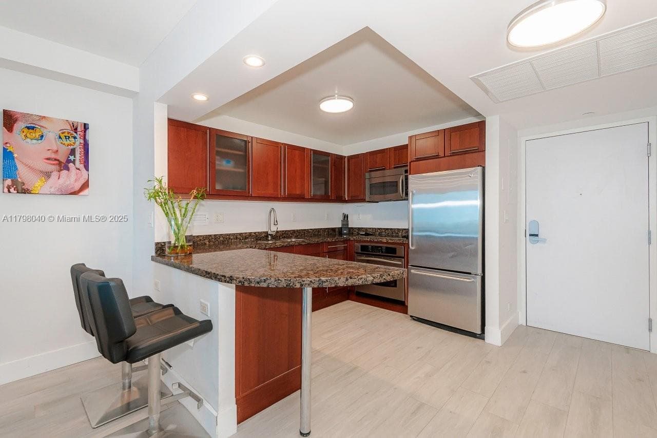 2301 Collins Ave # 1531, Miami Beach FL 33139 — 18