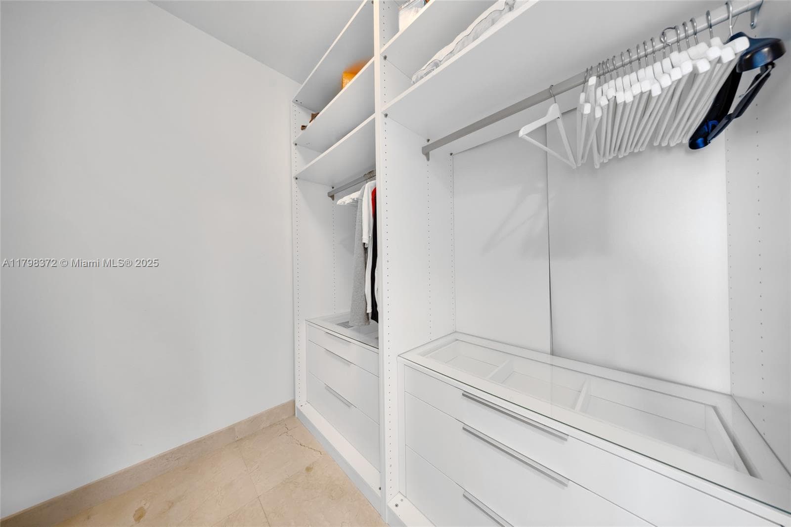 6365 Collins Ave # 3202, Miami Beach FL 33141 — 27