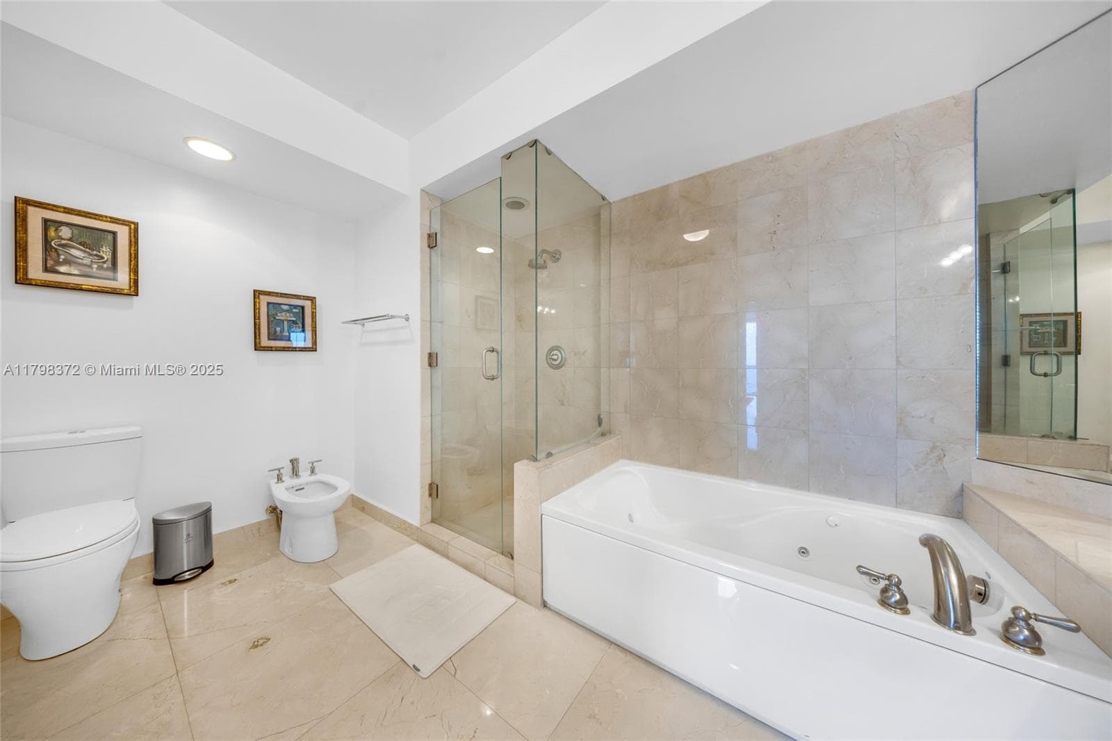 6365 Collins Ave # 3202, Miami Beach FL 33141 — 26