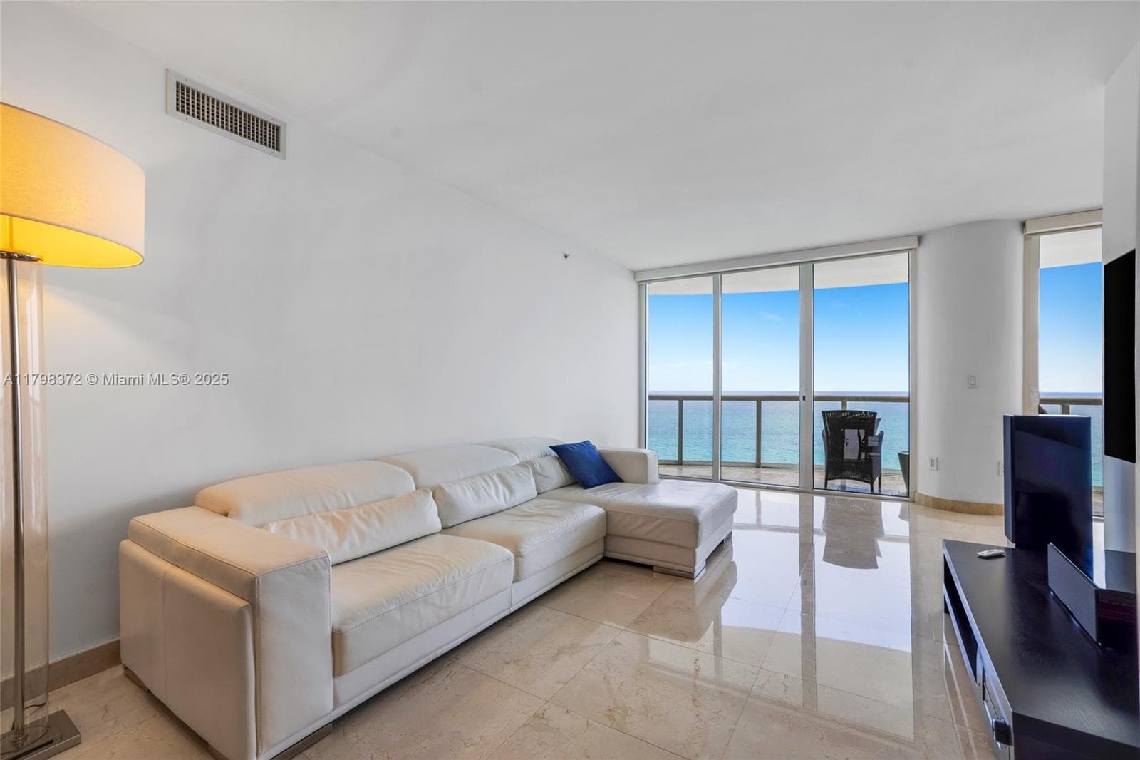 6365 Collins Ave # 3202, Miami Beach FL 33141 — 9