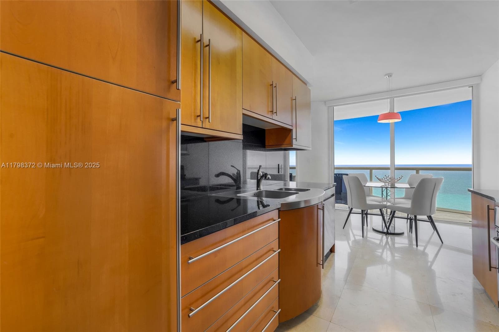 6365 Collins Ave # 3202, Miami Beach FL 33141 — 14