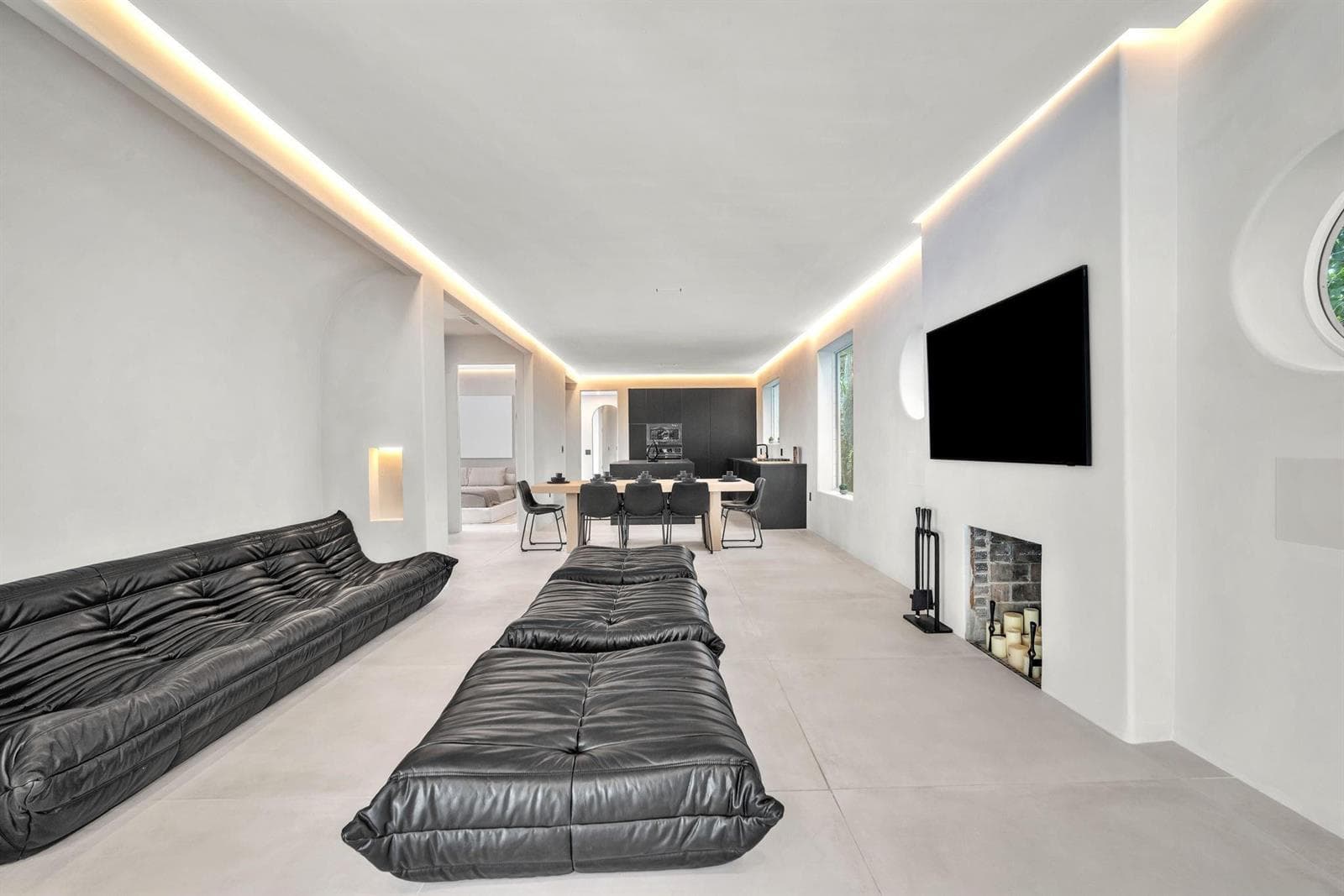 120 NE 25th Street, Miami FL 33137 — 42