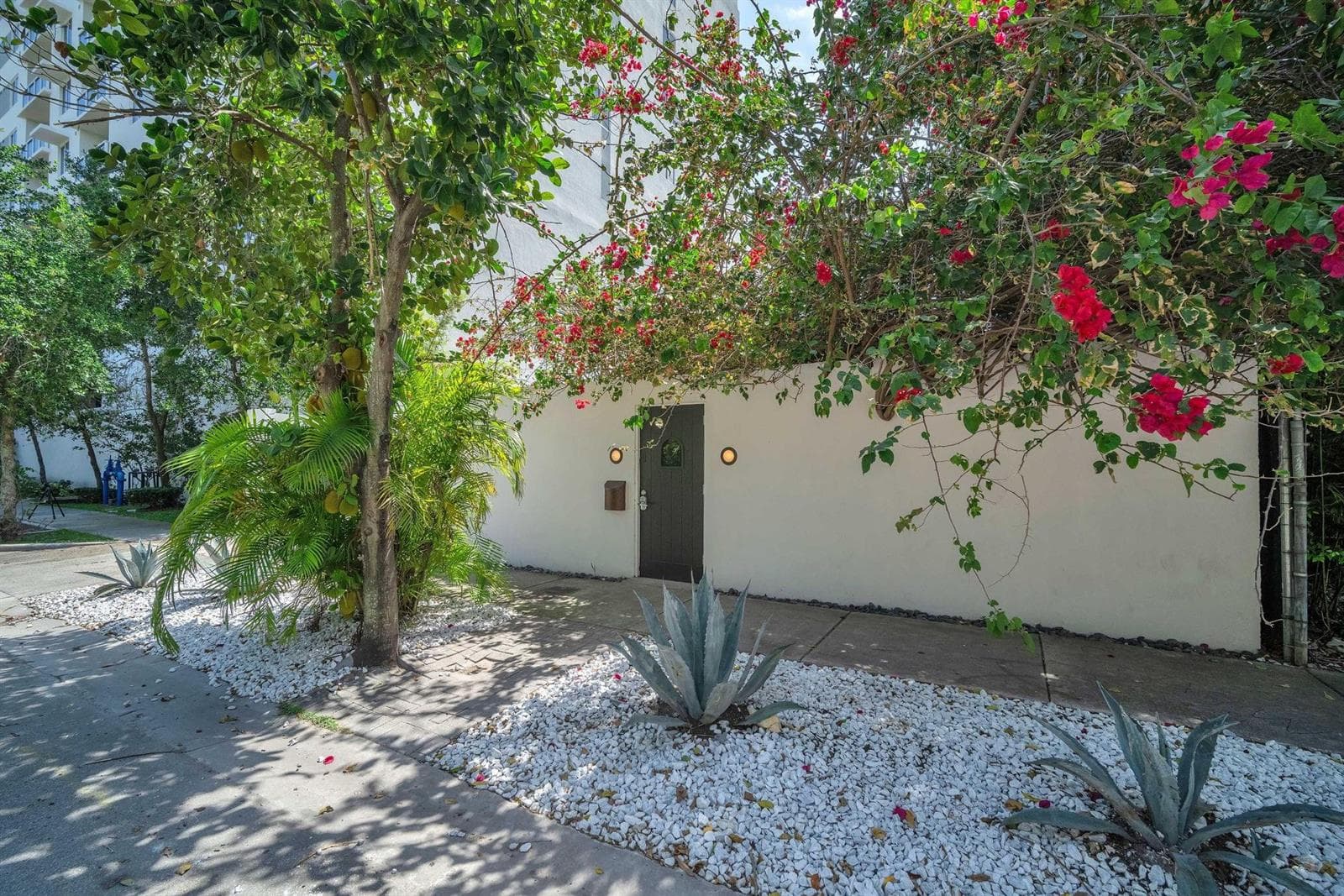 120 NE 25th Street, Miami FL 33137 — 49