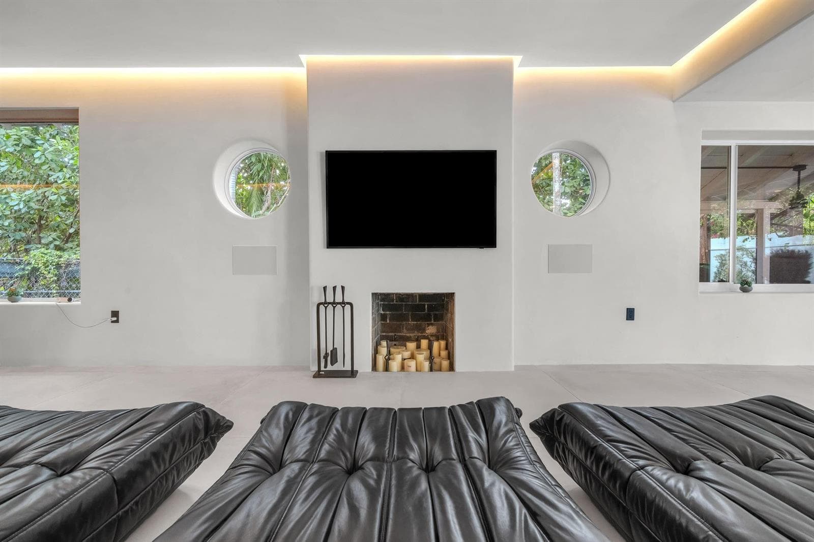 120 NE 25th Street, Miami FL 33137 — 40