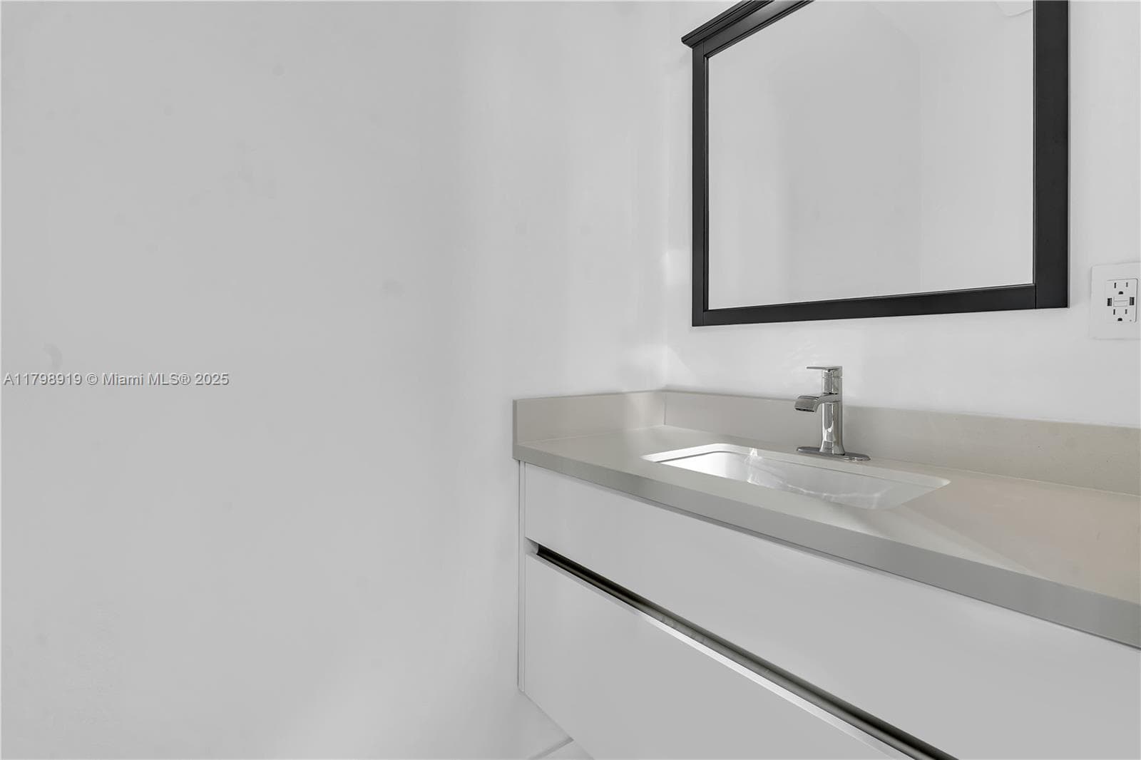 10755 SW 52nd Ter, Miami FL 33165 — 7