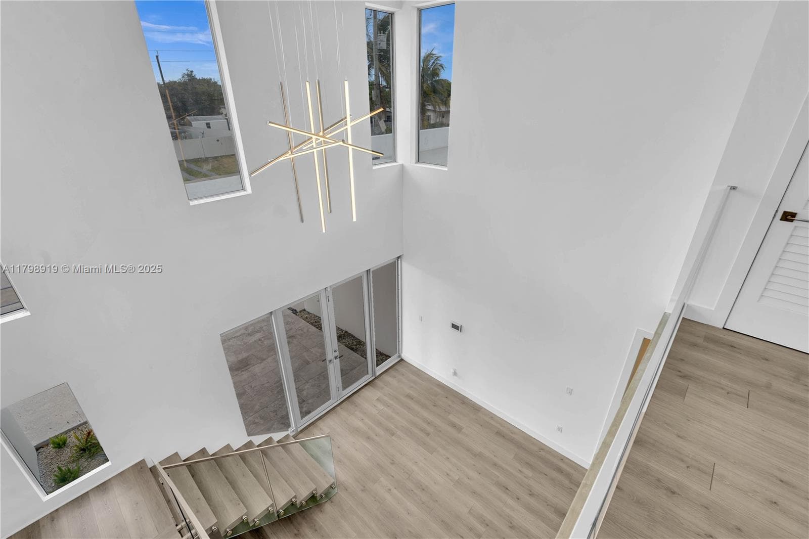 10755 SW 52nd Ter, Miami FL 33165 — 20