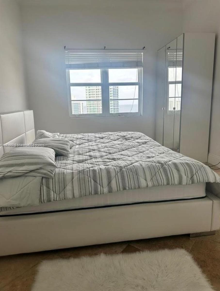 6770 Indian Creek Dr, Miami Beach FL 33141 — 6