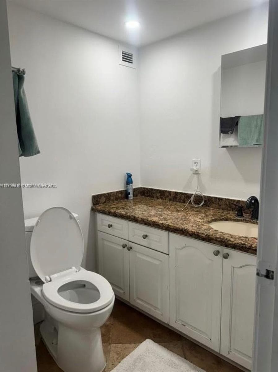 6770 Indian Creek Dr, Miami Beach FL 33141 — 9