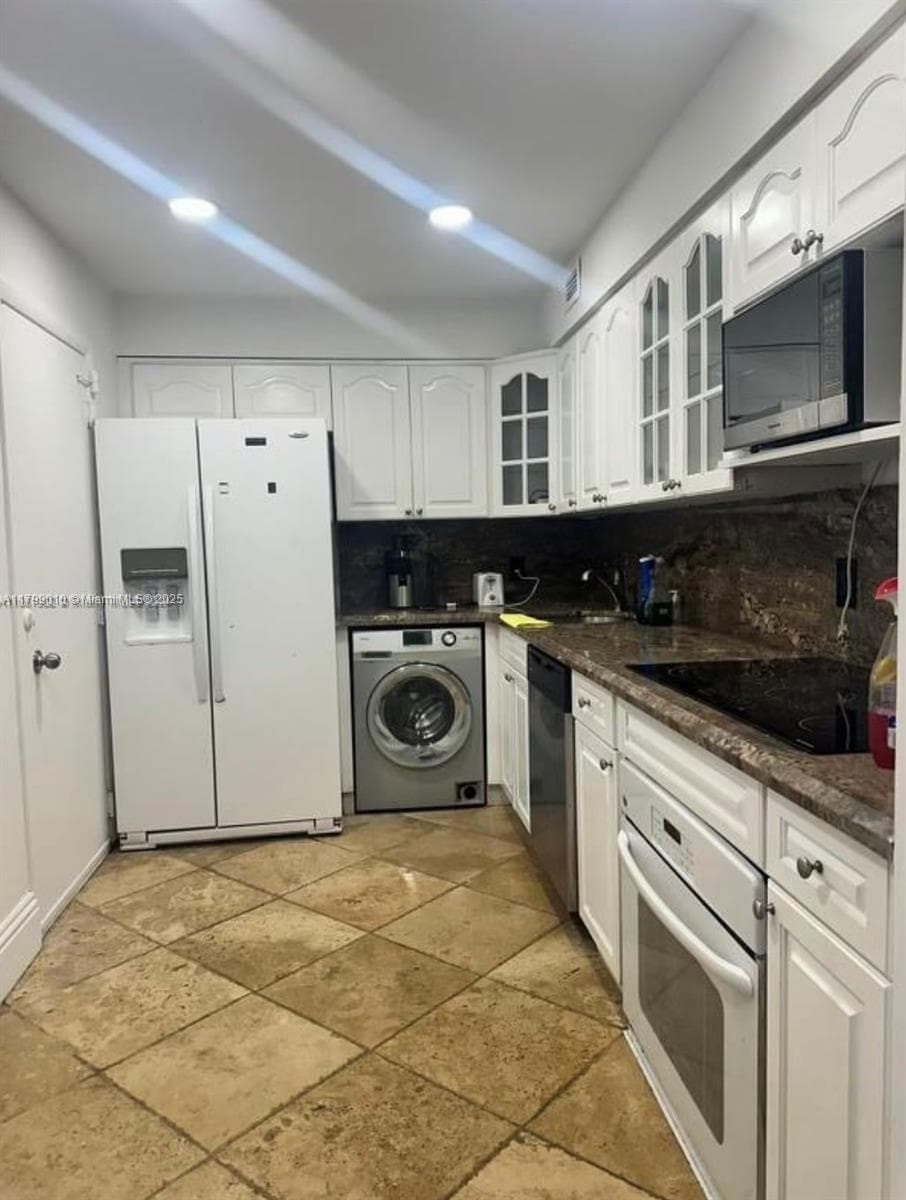 6770 Indian Creek Dr, Miami Beach FL 33141 — 4