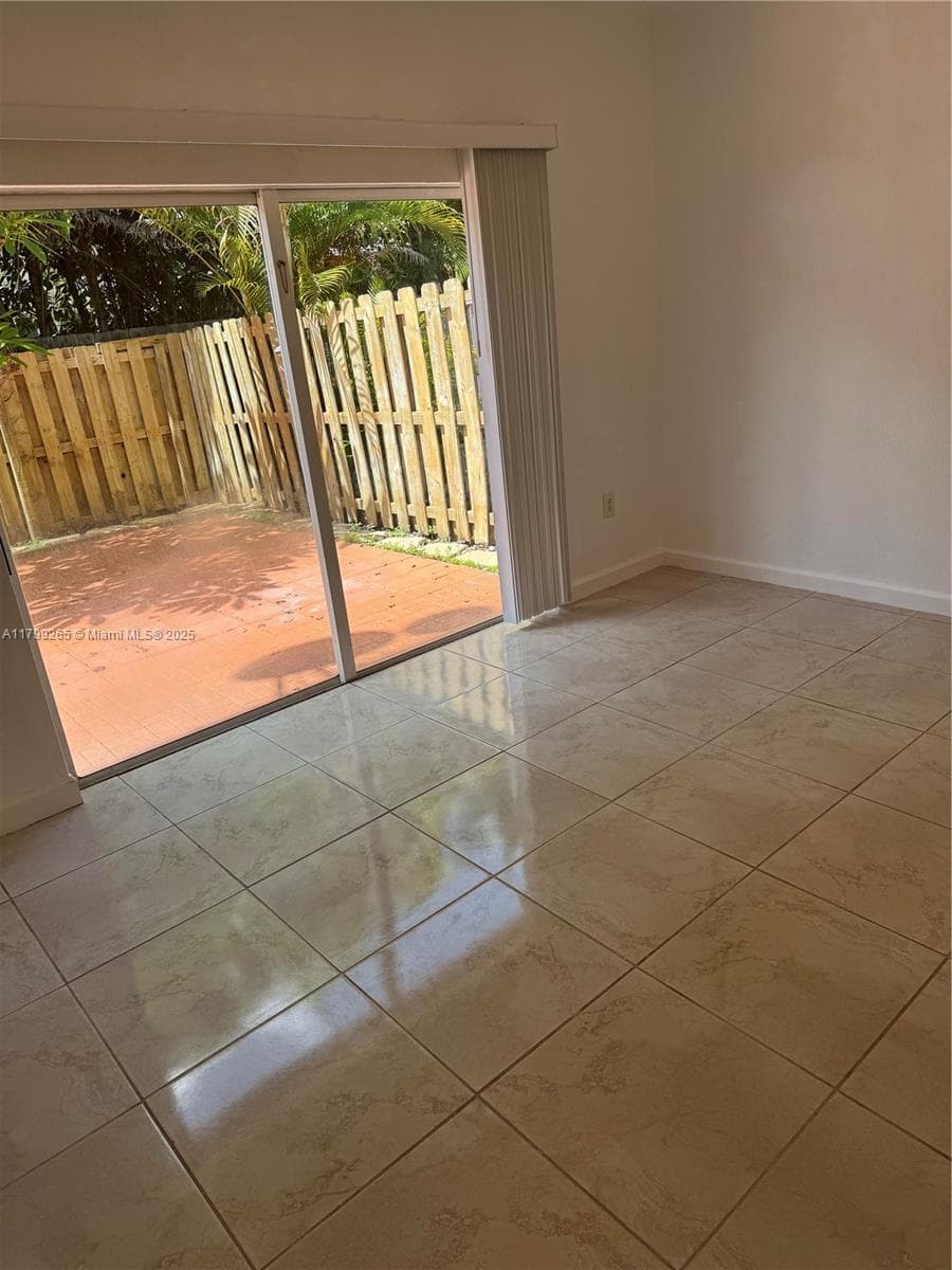 4139 NE 26th St, Homestead FL 33033 — 9