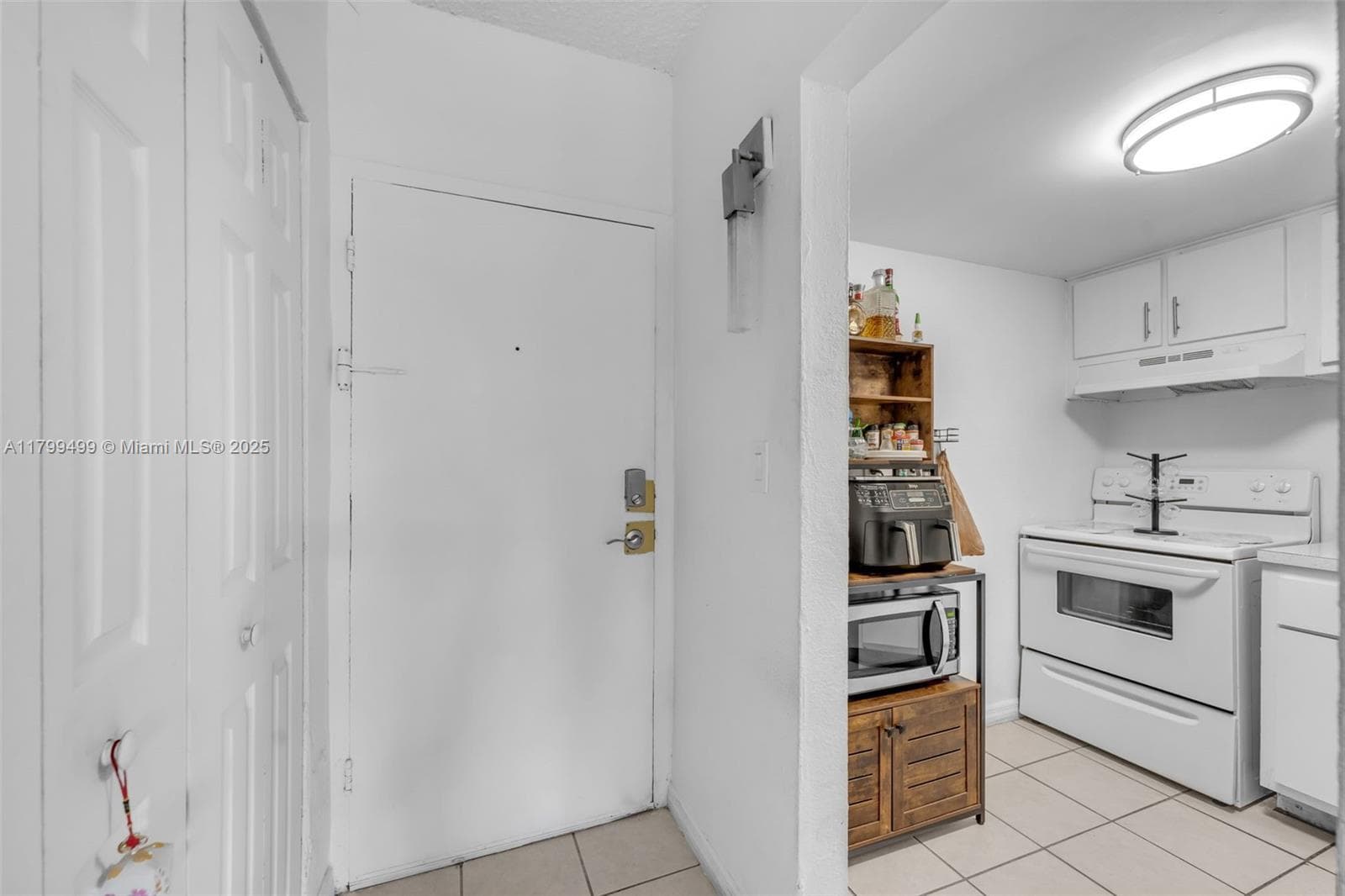 4550 NW 9th St # 106E, Miami FL 33126 — 2