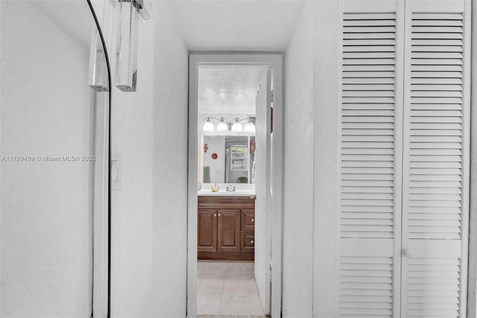4550 NW 9th St # 106E, Miami FL 33126 — 9