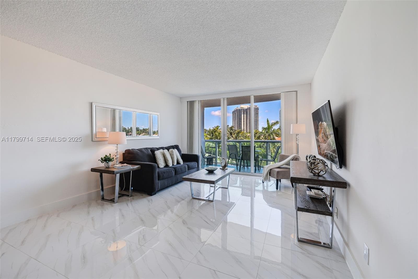 19370 Collins Ave # 324, Sunny Isles Beach FL 33160 — 27