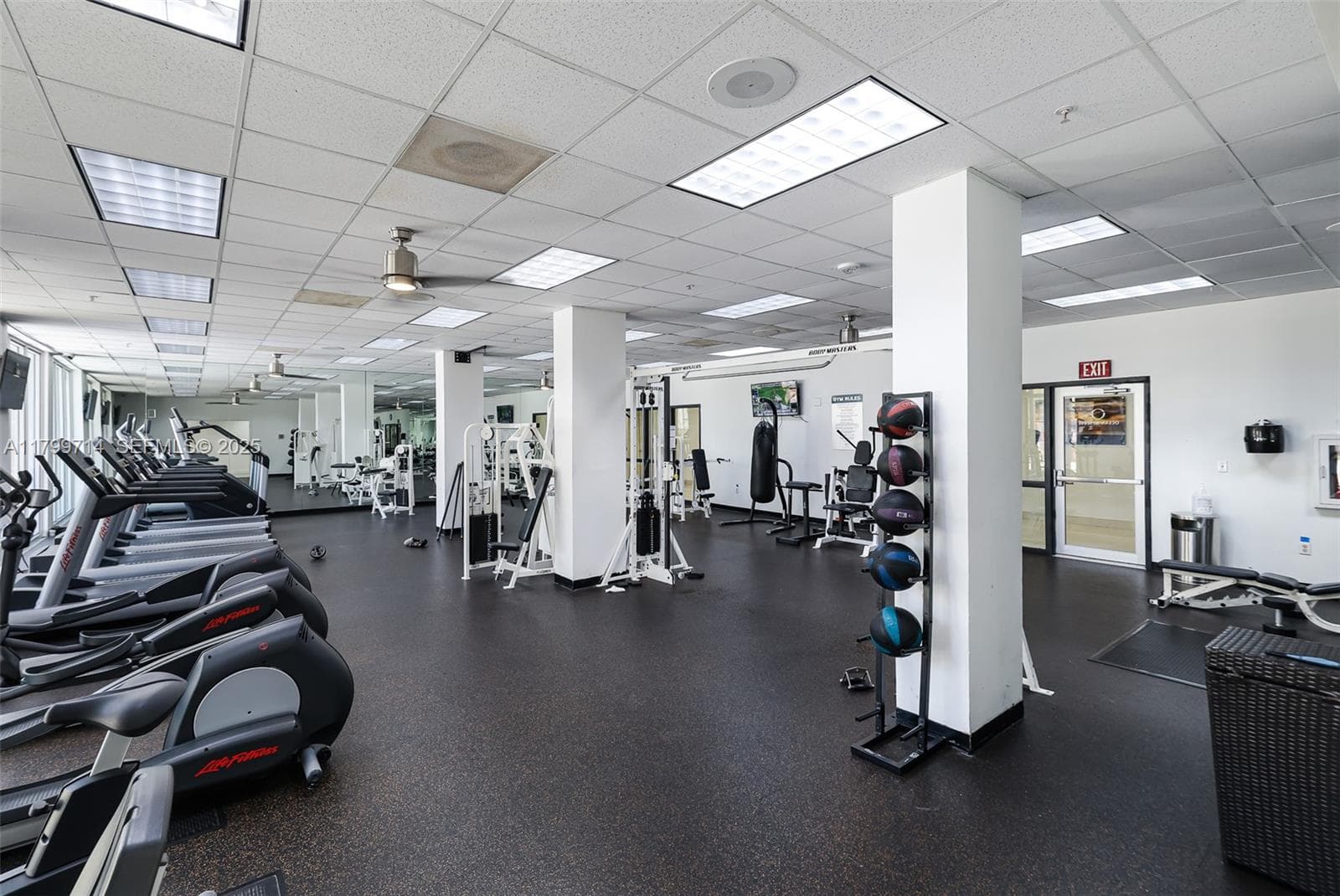 19370 Collins Ave # 324, Sunny Isles Beach FL 33160 — 43
