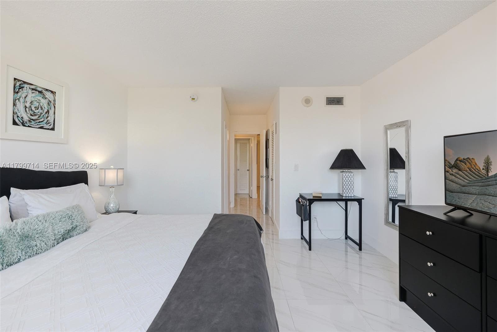 19370 Collins Ave # 324, Sunny Isles Beach FL 33160 — 25