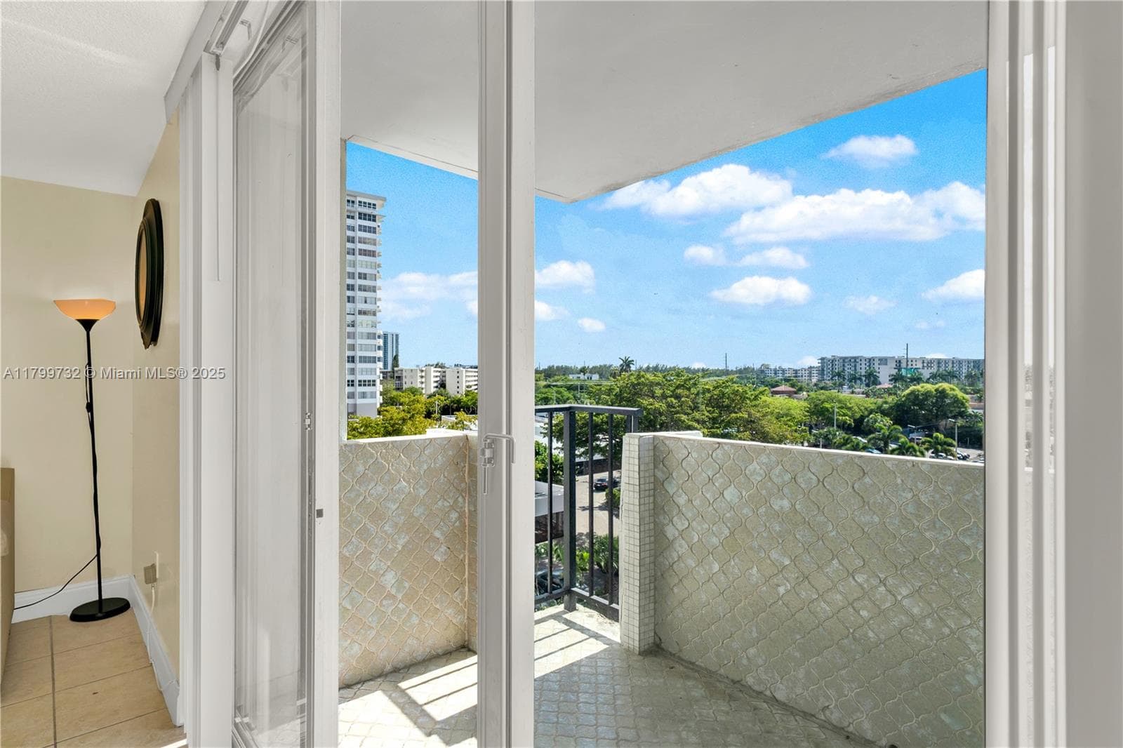 2750 NE 183rd St # 504, Aventura FL 33160 — 17