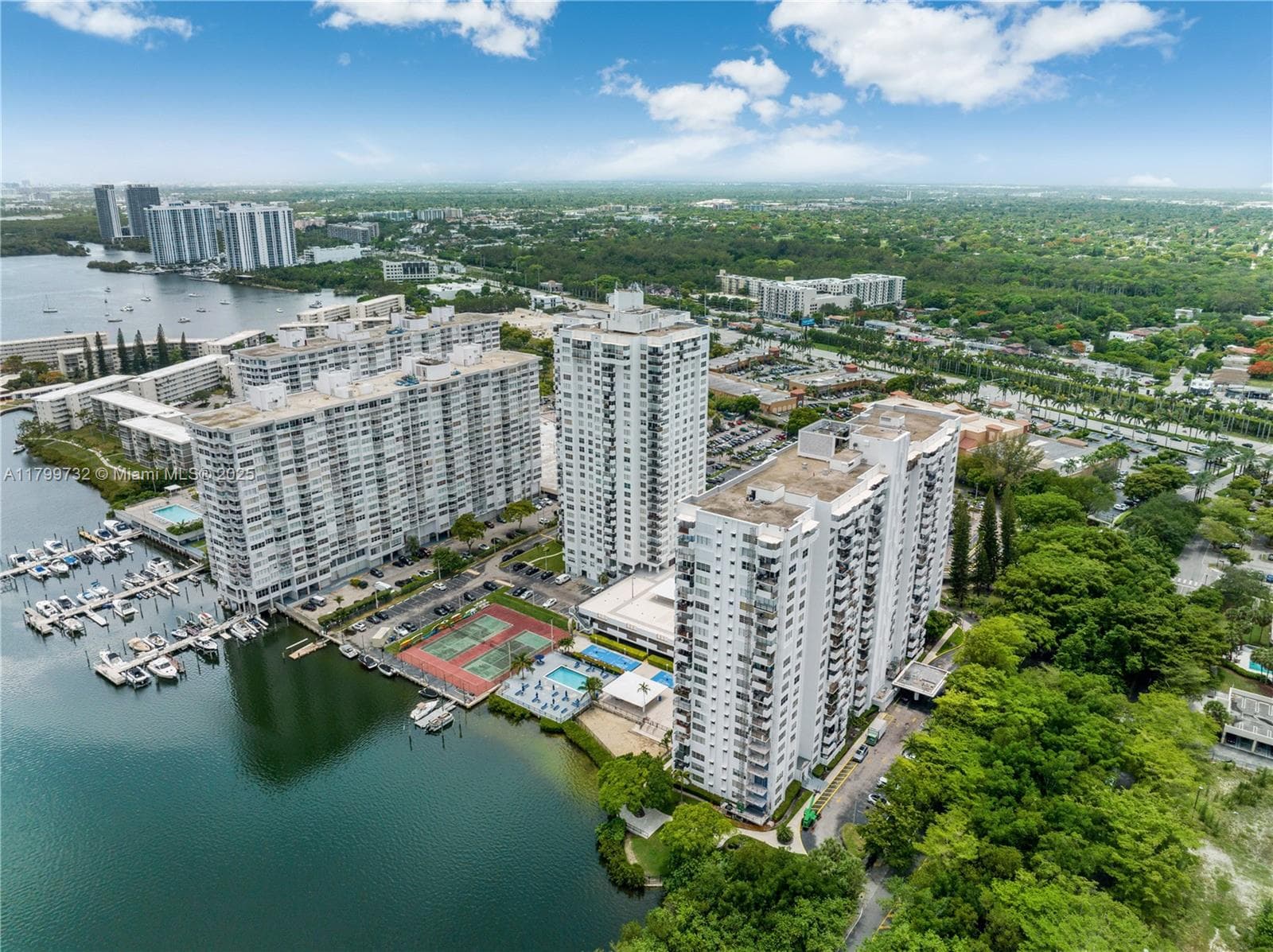 2750 NE 183rd St # 504, Aventura FL 33160 — 1