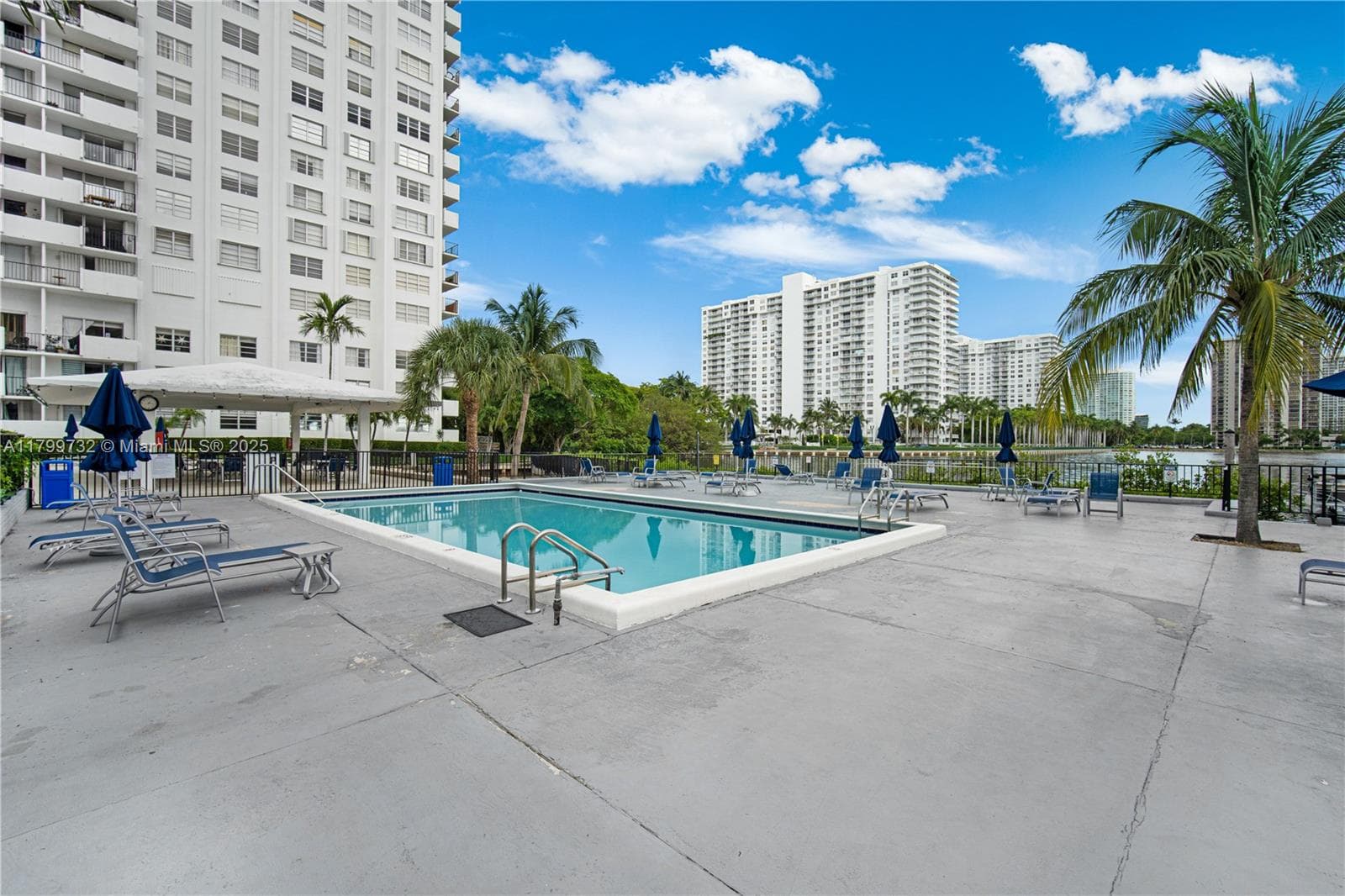 2750 NE 183rd St # 504, Aventura FL 33160 — 34