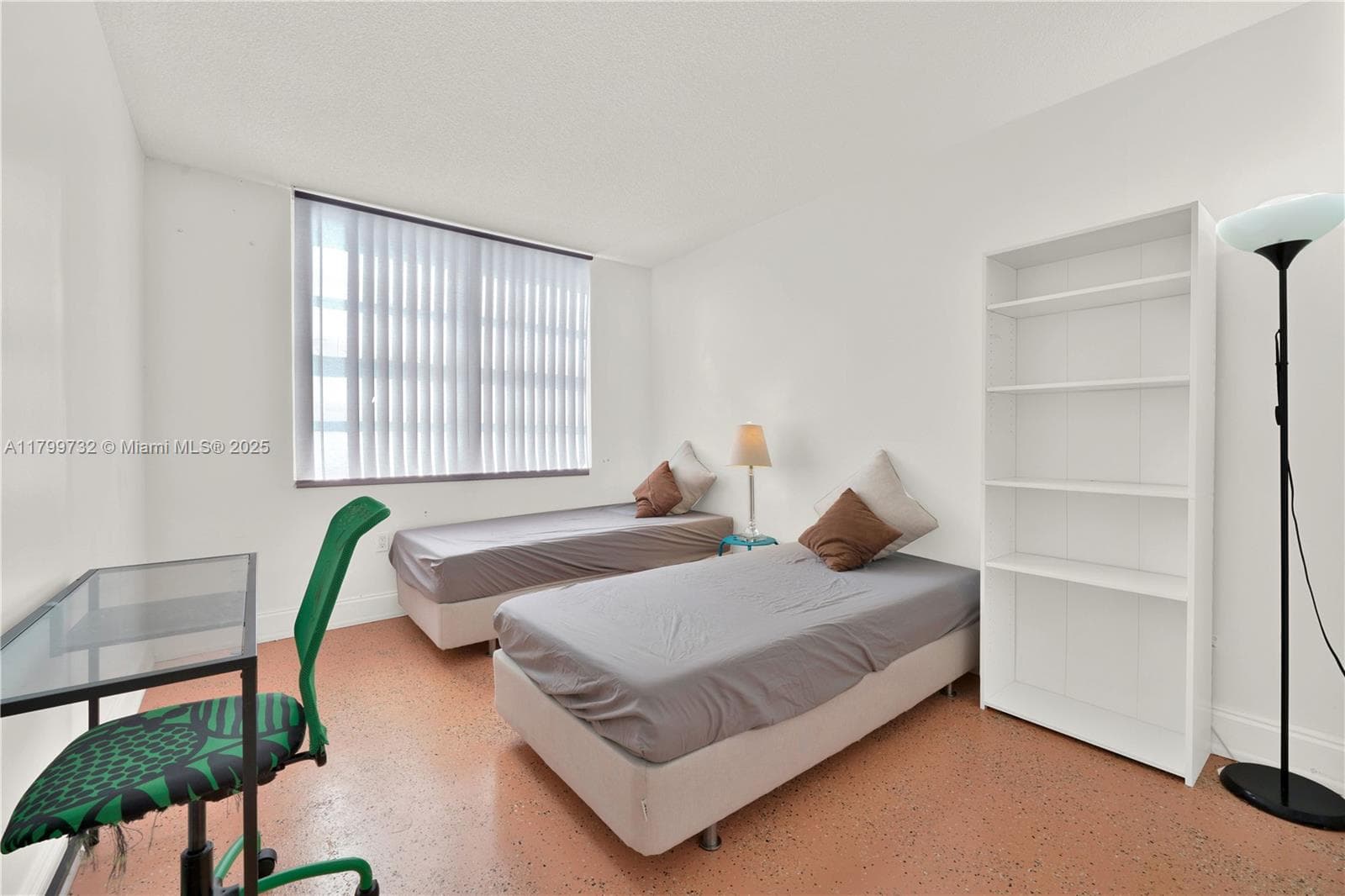 2750 NE 183rd St # 504, Aventura FL 33160 — 25