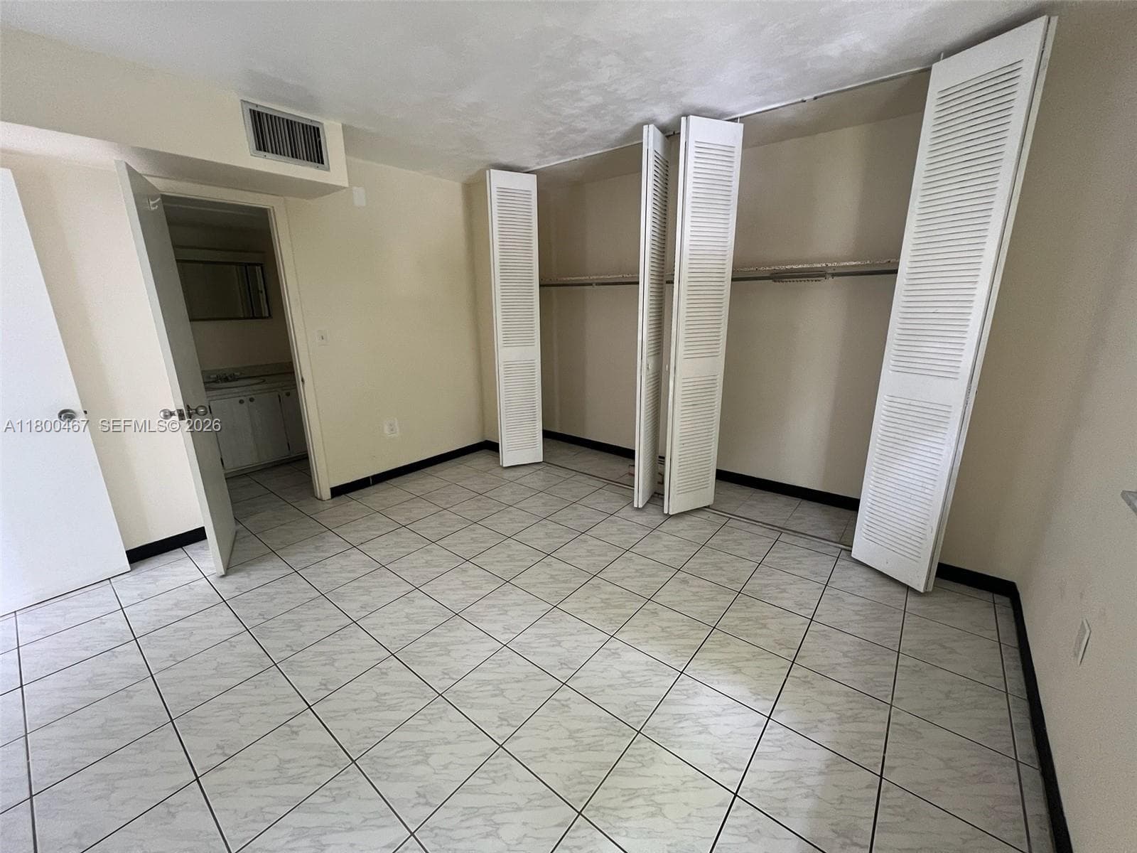 7125 Dickens Ave # 4, Miami Beach FL 33141 — 3