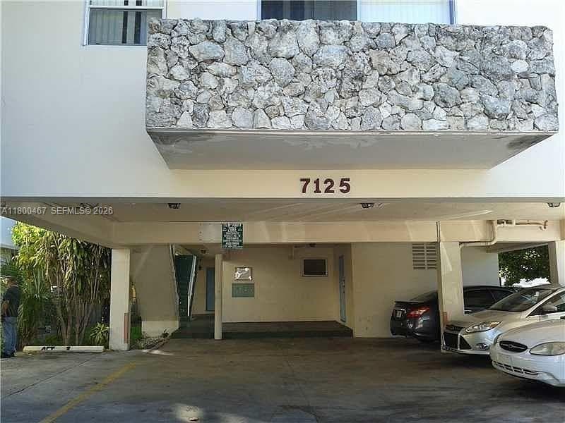 7125 Dickens Ave # 4, Miami Beach FL 33141 — 1