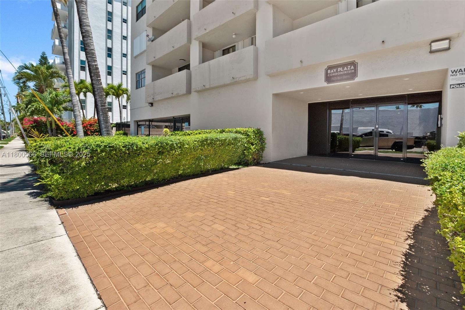 7125 Bay Dr # 201, Miami Beach FL 33141 — 27