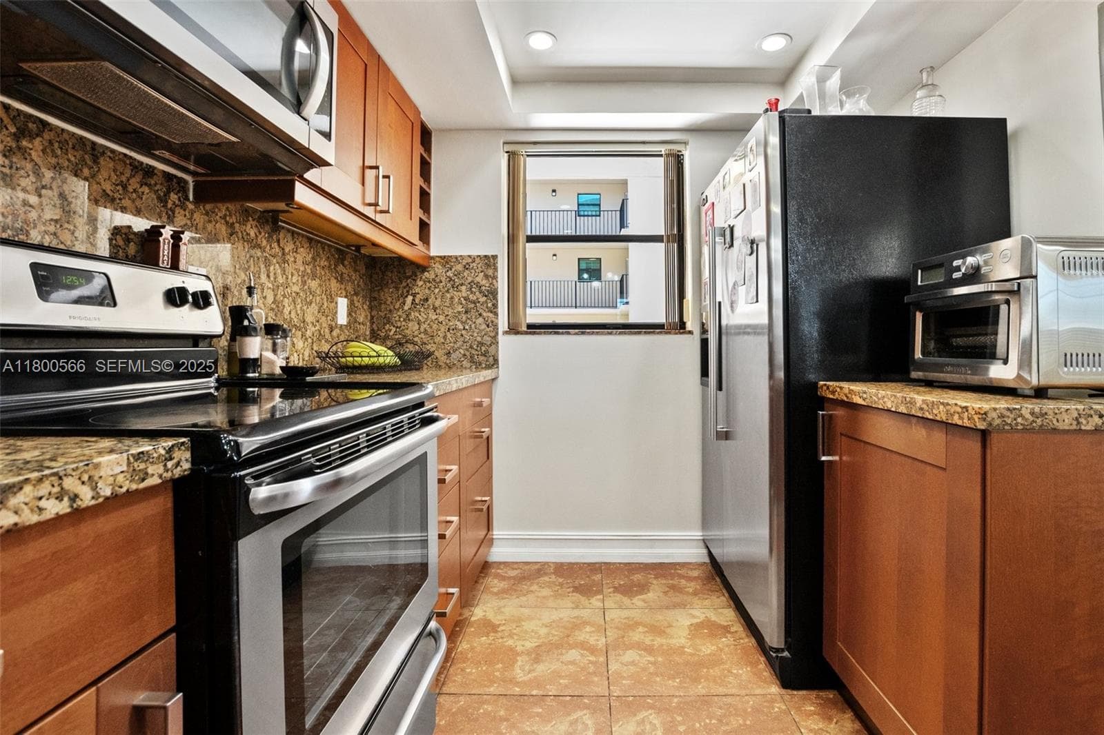 7125 Bay Dr # 201, Miami Beach FL 33141 — 6
