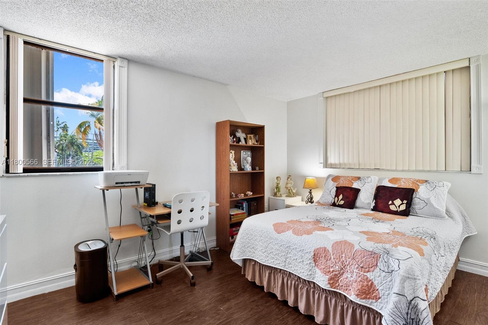 7125 Bay Dr # 201, Miami Beach FL 33141 — 12