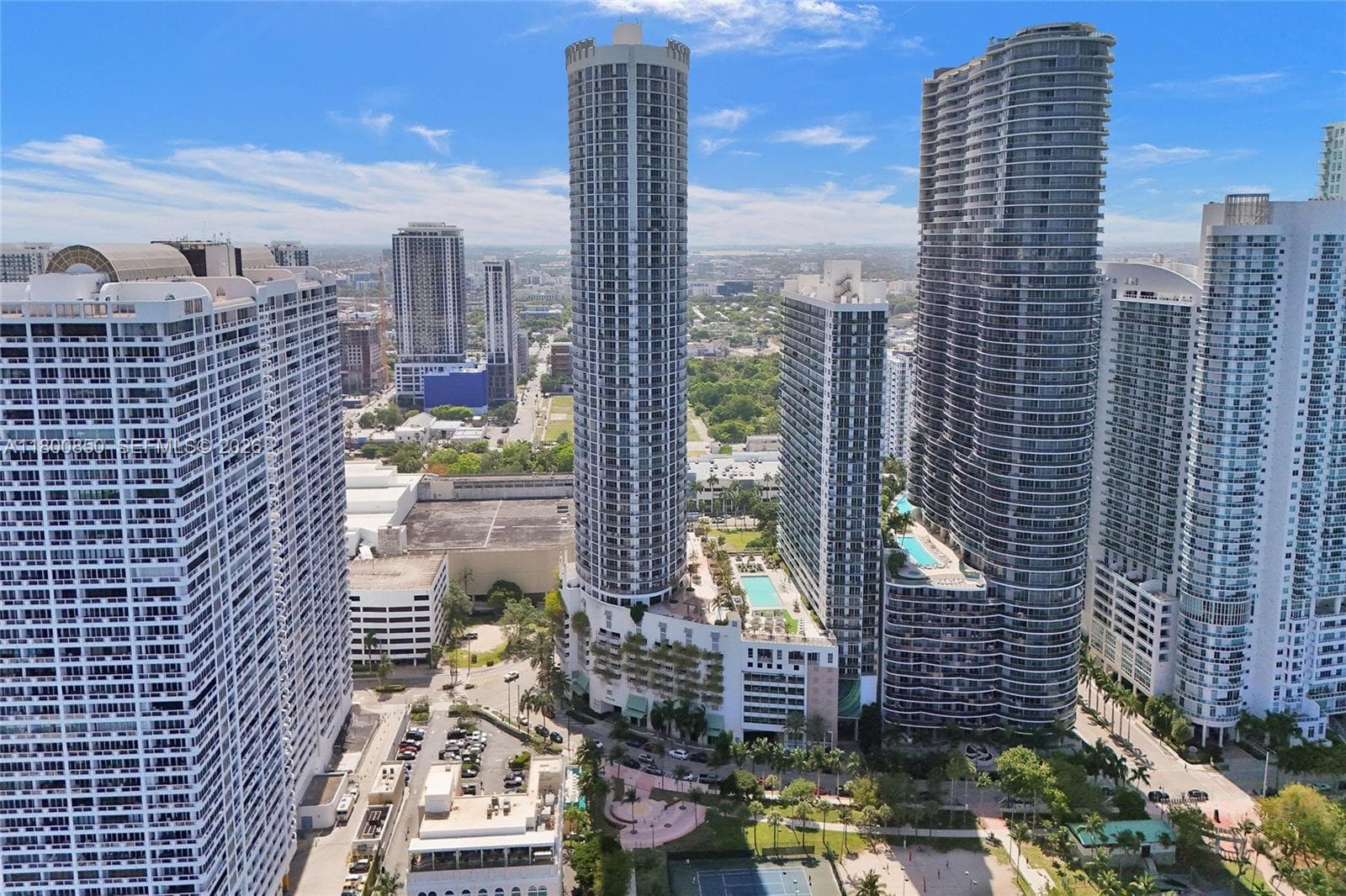 1750 N Bayshore Dr # 4007, Miami FL 33132 — 22
