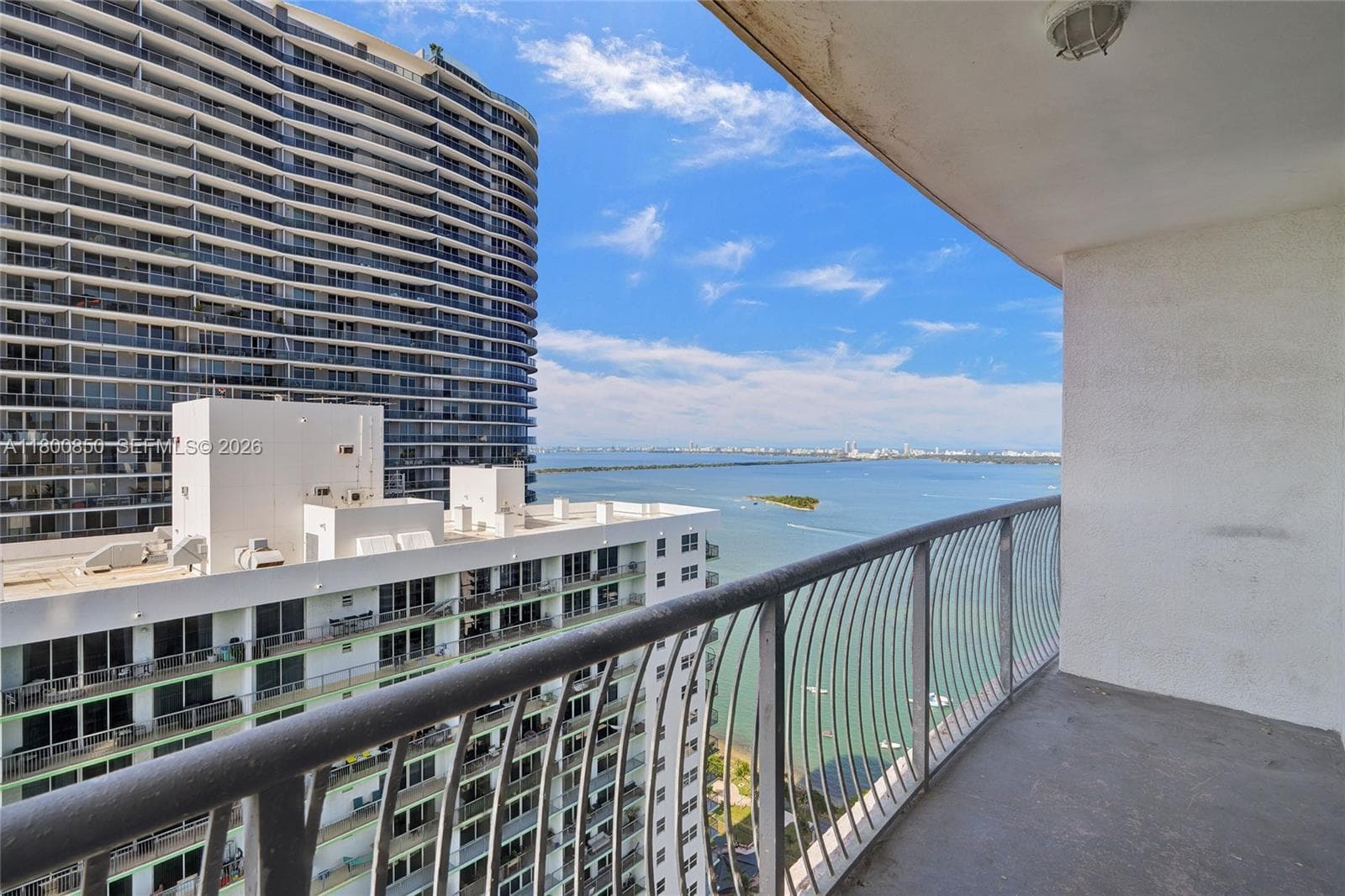 1750 N Bayshore Dr # 4007, Miami FL 33132 — 1