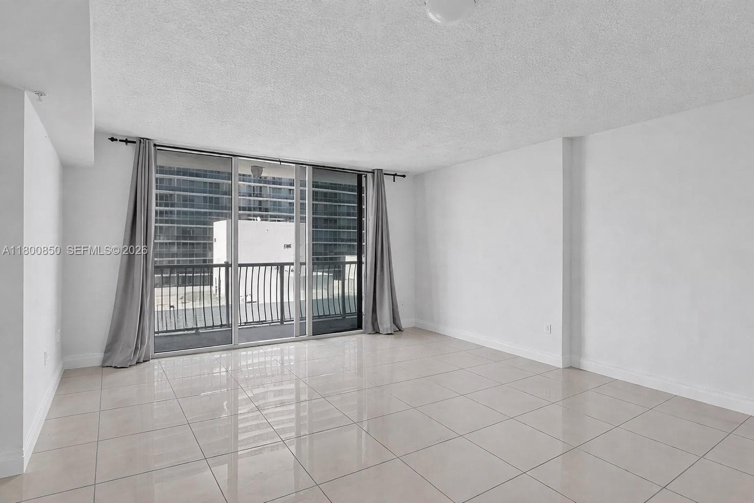 1750 N Bayshore Dr # 4007, Miami FL 33132 — 9