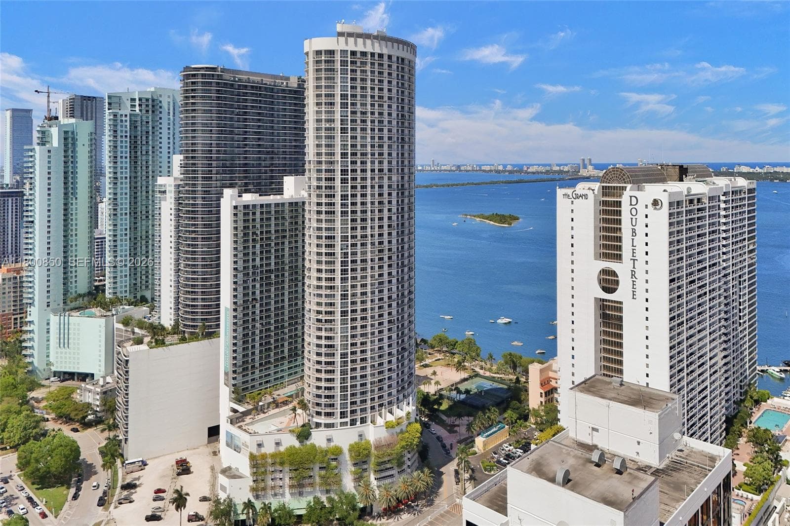 1750 N Bayshore Dr # 4007, Miami FL 33132 — 24