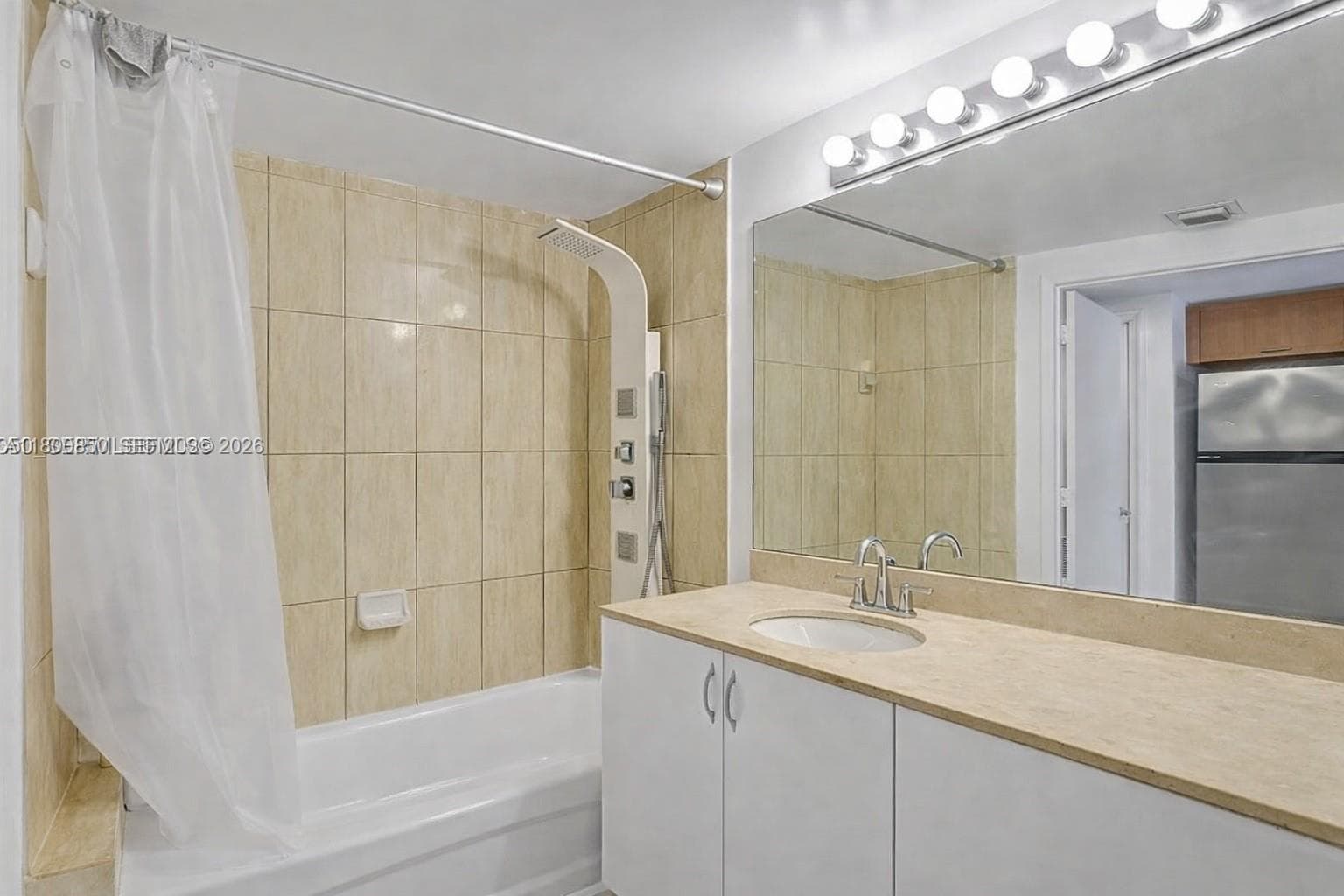 1750 N Bayshore Dr # 4007, Miami FL 33132 — 10