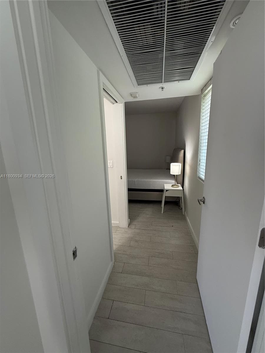 1601 Meridian Ave # 101, Miami Beach FL 33139 — 7