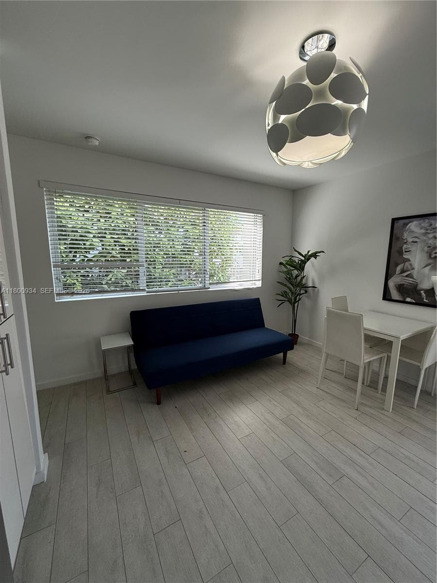 1601 Meridian Ave # 101, Miami Beach FL 33139 — 5
