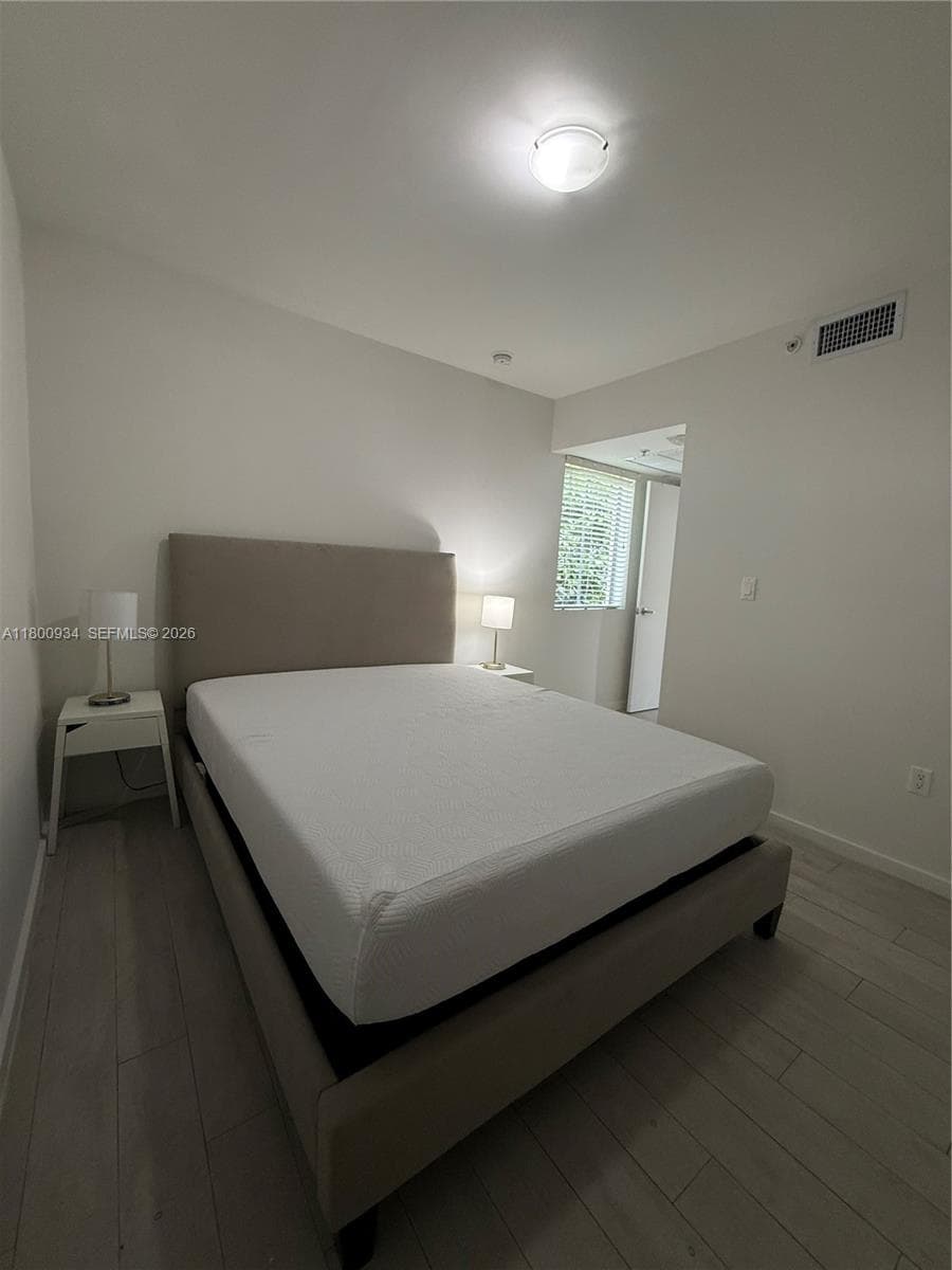1601 Meridian Ave # 101, Miami Beach FL 33139 — 9