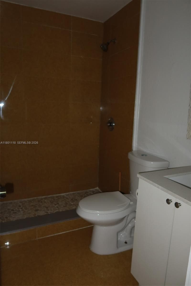 8098 NW 99th Ter, Hialeah Gardens FL 33016 — 22