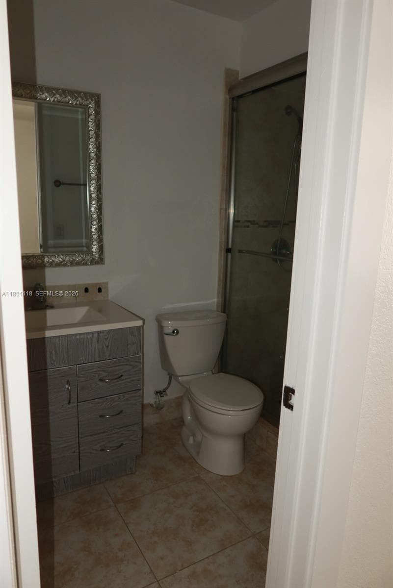 8098 NW 99th Ter, Hialeah Gardens FL 33016 — 34