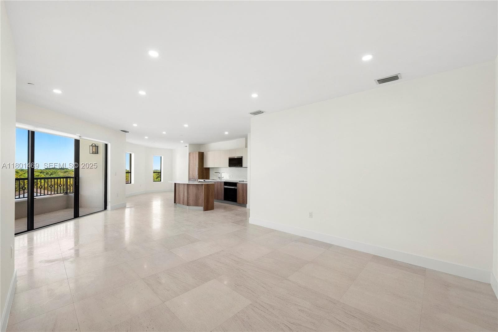 701 Valencia Ave # 403, Coral Gables FL 33134 — 4