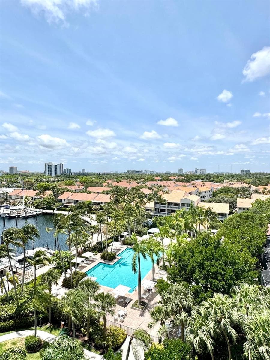 3610 Yacht Club Dr # 810, Aventura FL 33180 — 56
