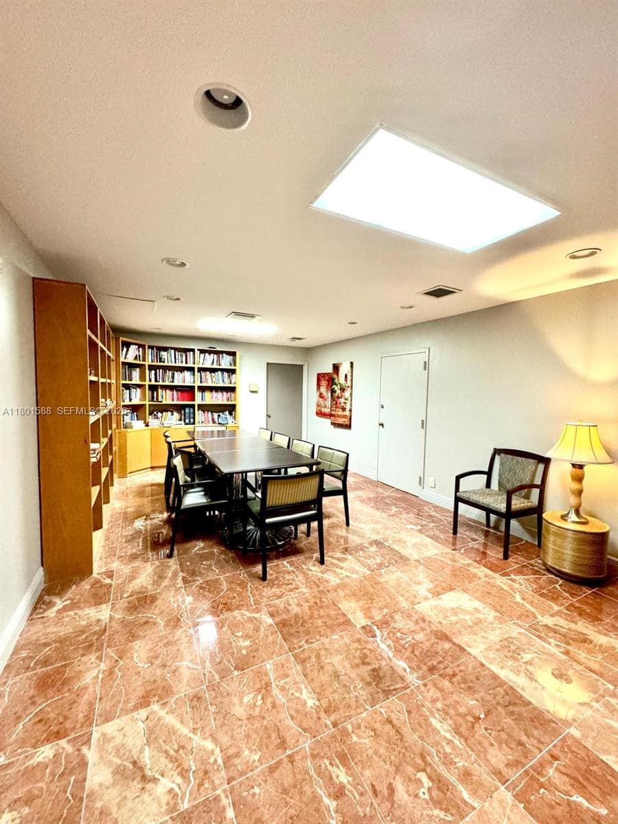 3610 Yacht Club Dr # 810, Aventura FL 33180 — 43