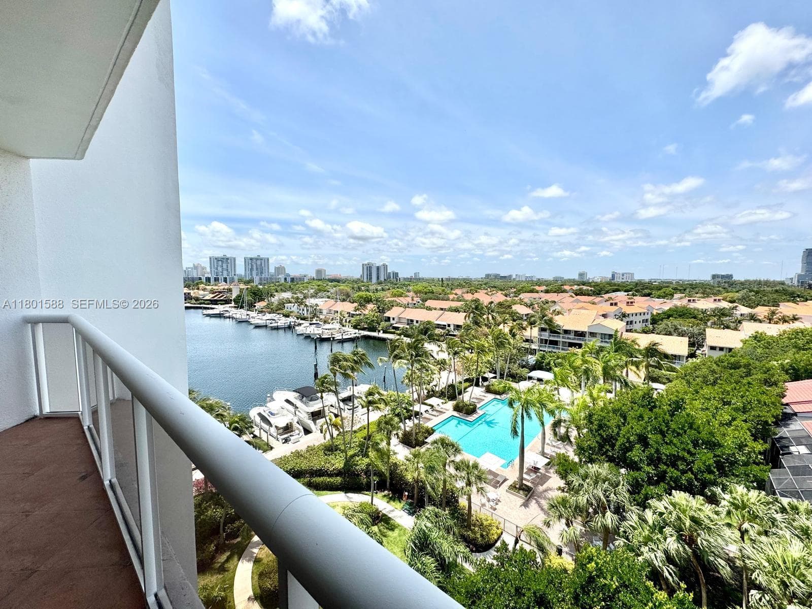3610 Yacht Club Dr # 810, Aventura FL 33180 — 1