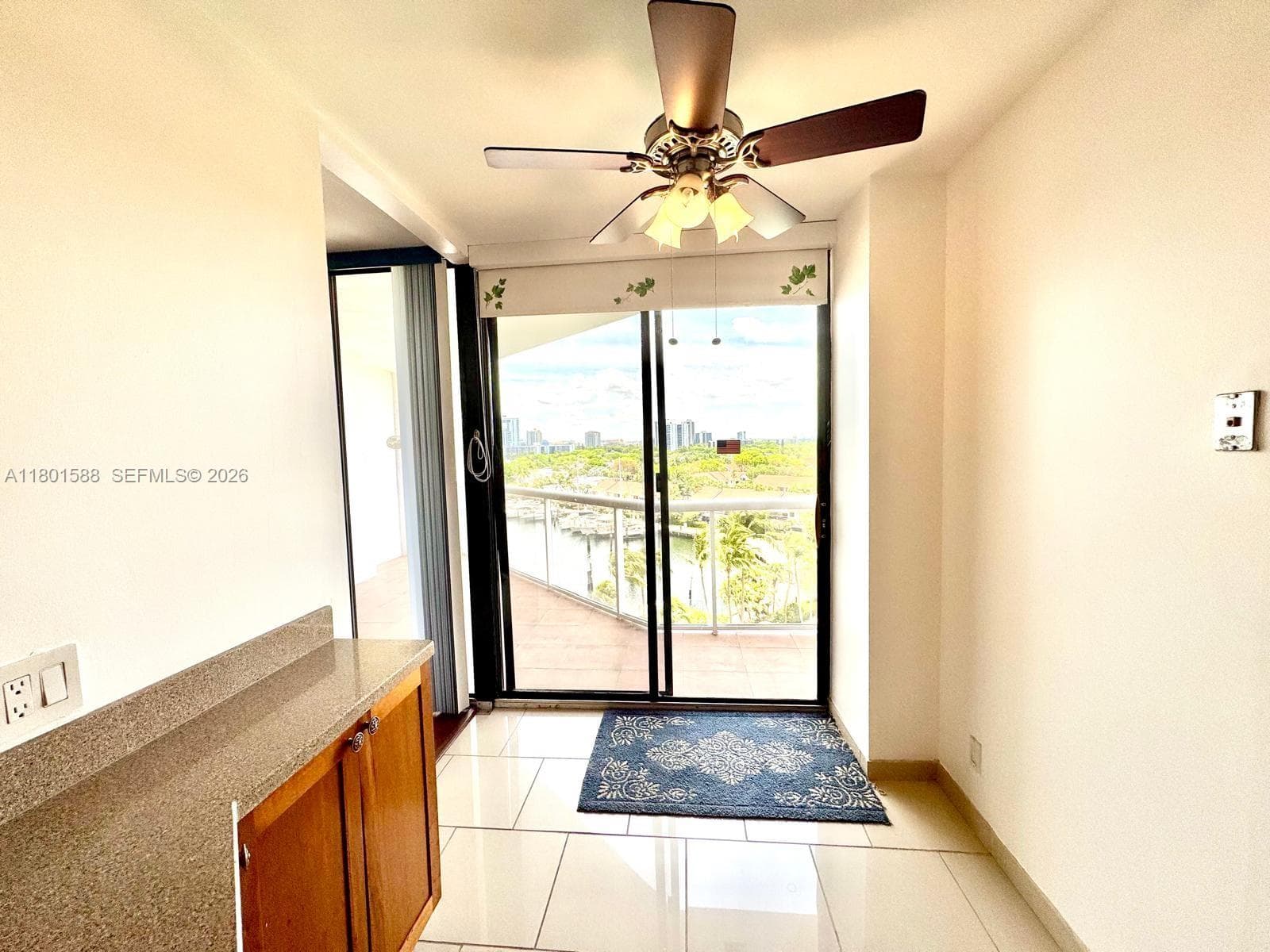 3610 Yacht Club Dr # 810, Aventura FL 33180 — 51