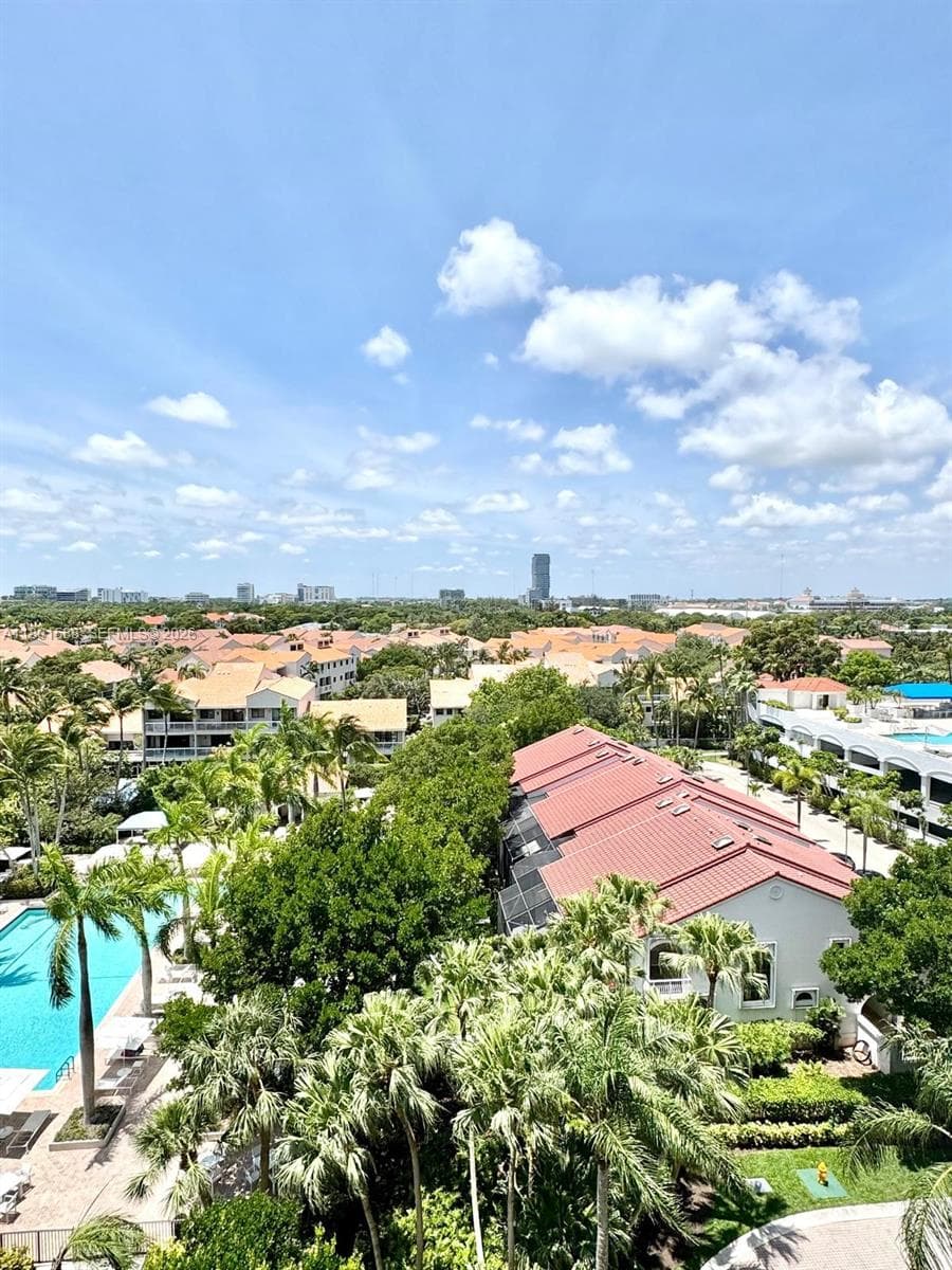 3610 Yacht Club Dr # 810, Aventura FL 33180 — 55