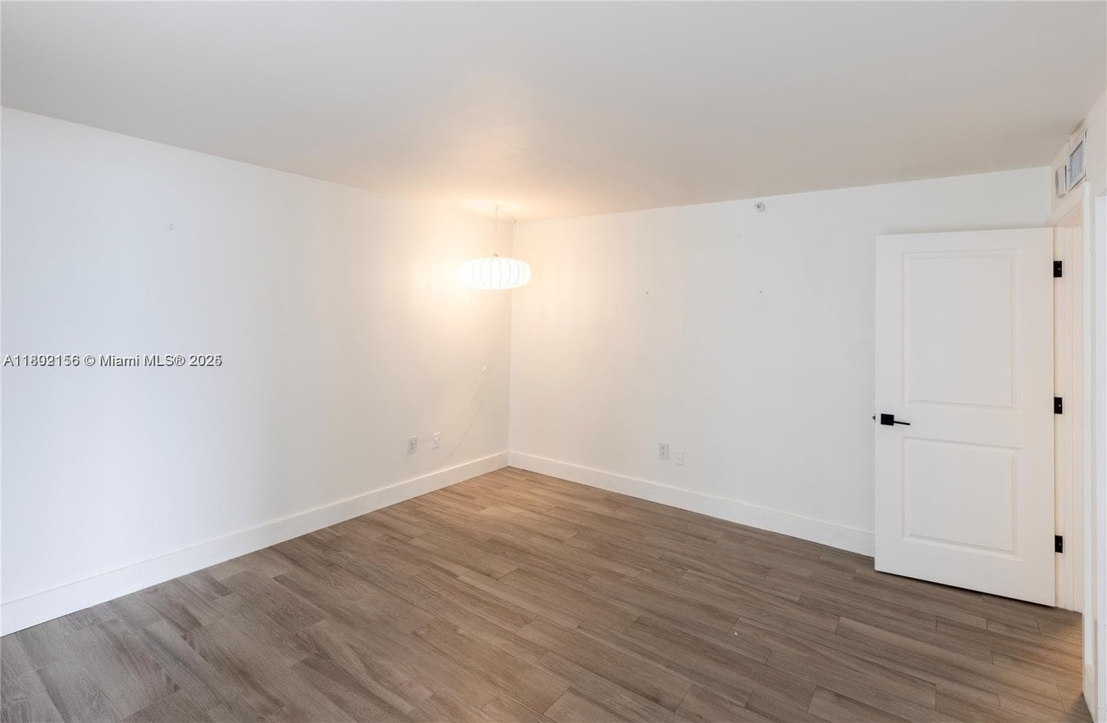 6061 Collins Ave # 7D, Miami Beach FL 33140 — 26