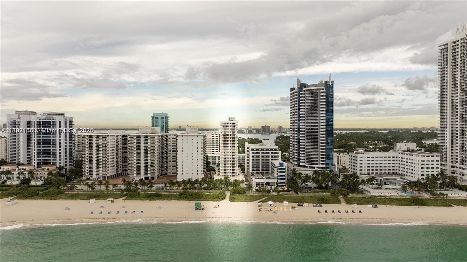 6061 Collins Ave # 7D, Miami Beach FL 33140 — 36