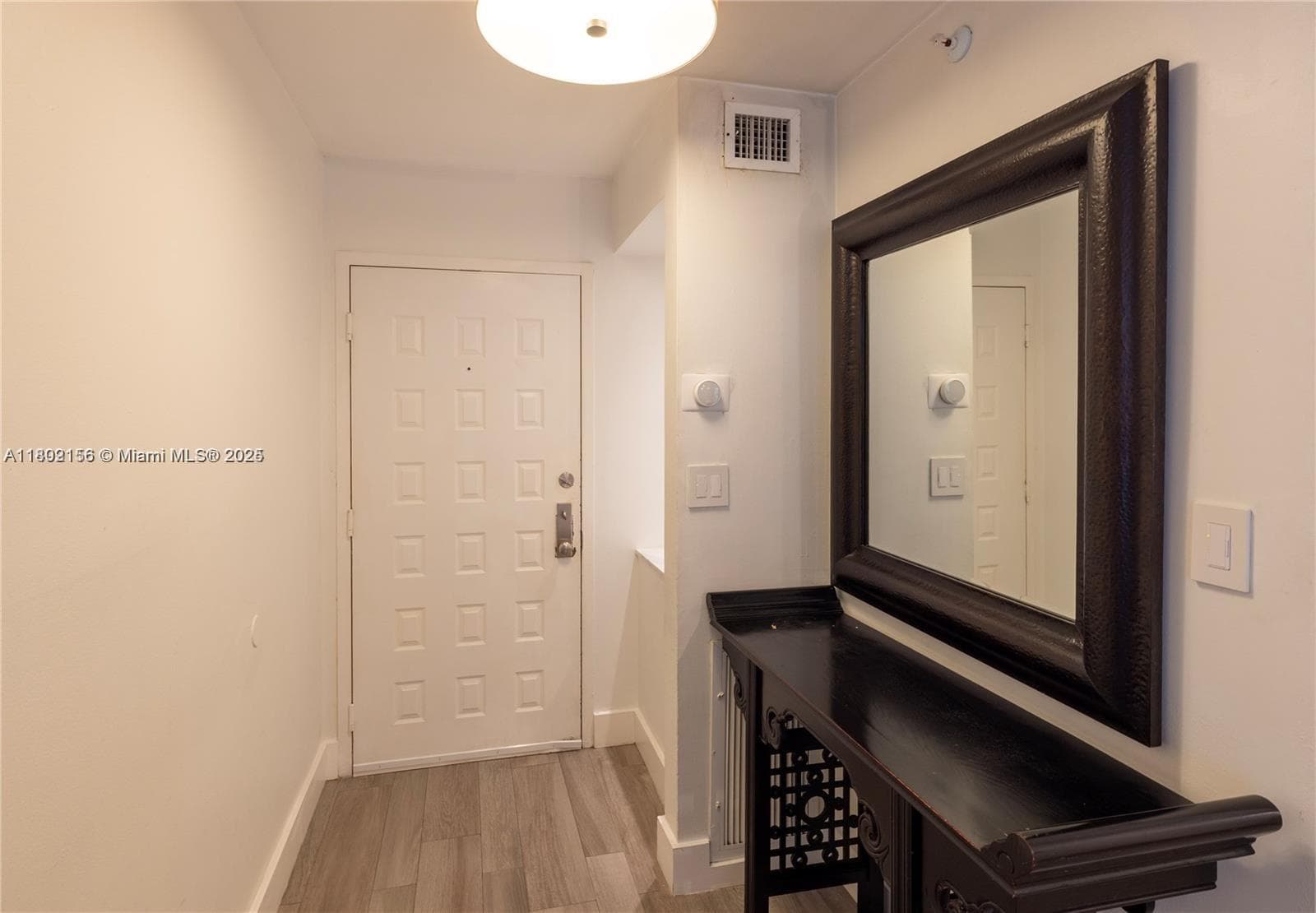 6061 Collins Ave # 7D, Miami Beach FL 33140 — 4